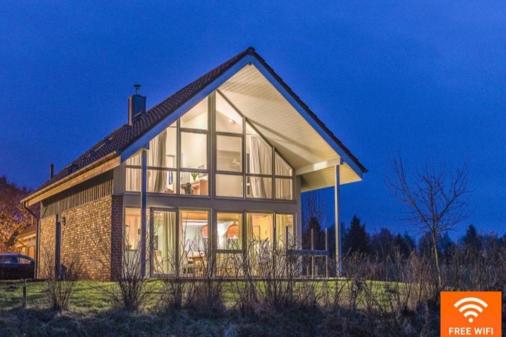 W7 - Sehr Schoenes Ferienhaus Mit Toller Lage Und Super Aussicht In Roebel An Der Mueritz Villa Kültér fotó